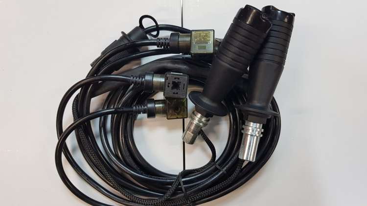 rozdzielacz-4-8-on-off-intertel-group-1.jpg