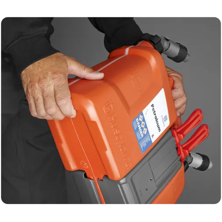 kaniser-combi-na-paliwo-i-olej-5-l-+-2,5-l-husqvarna