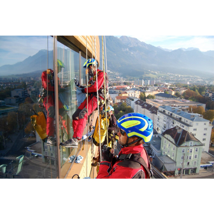 kask-ochronny-pilarza-drwala-protos-integral-forest-niebiesko-zolty