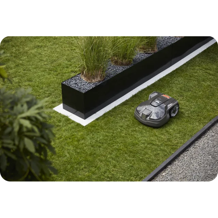 husqvarna-automower-453x-awd-11.png