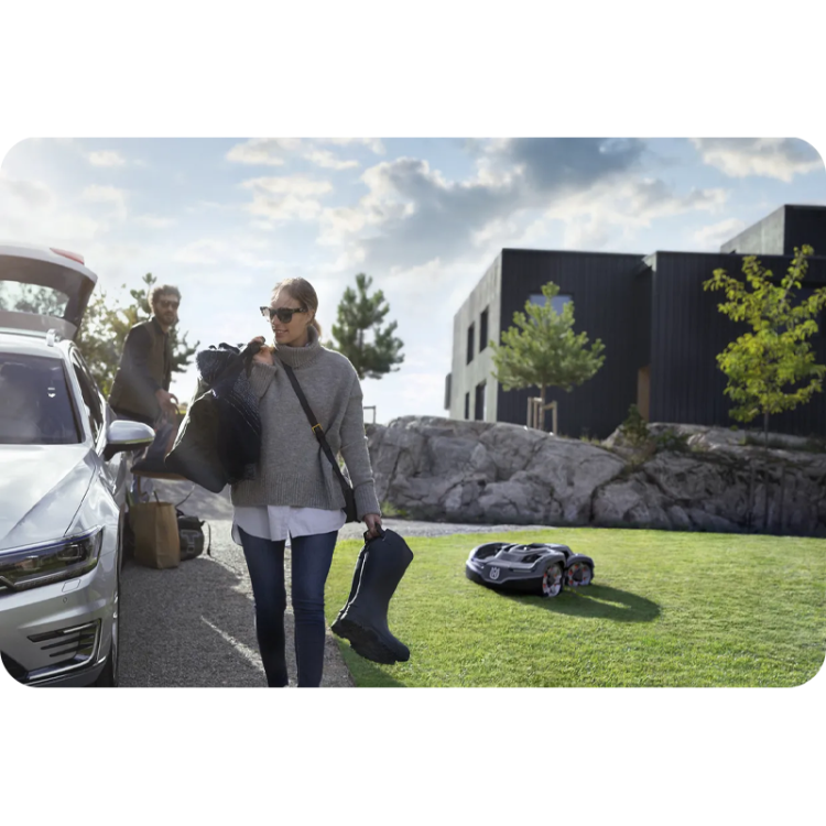 husqvarna-automower-453x-awd-14.png