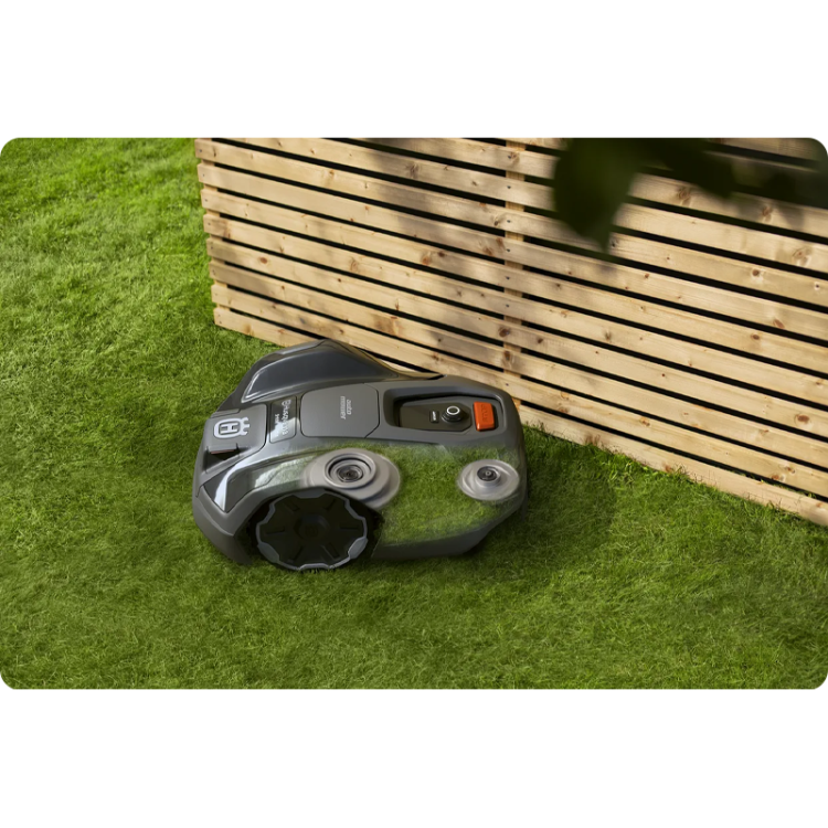 husqvarna-automower-310E-nera-z-technologią-bezprzewodową-6.png