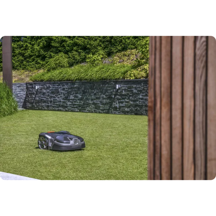 husqvarna-automower-320-nera-z-technologią-bezprzewodową-7.png