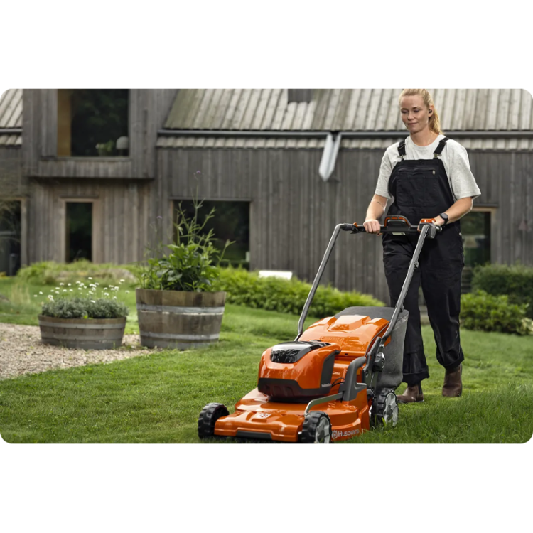 kosiarka-akumulatorowa-husqvarna-lc-353ivx-4.png