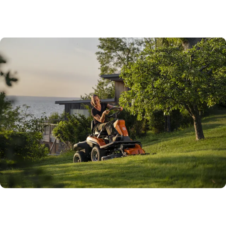 rider-Husqvarna-R200iX-AWD (26).png