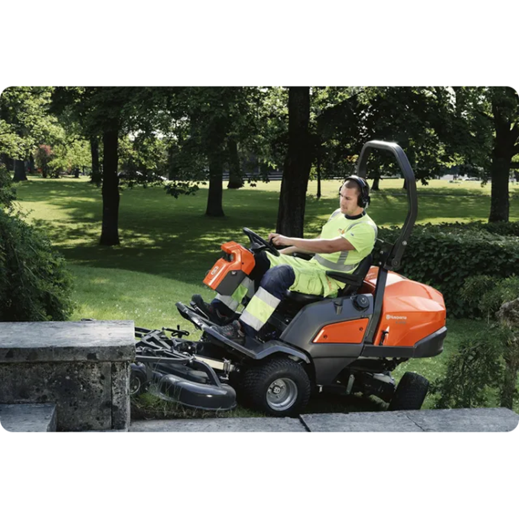 rider-husqvarna-p535hx (4).png