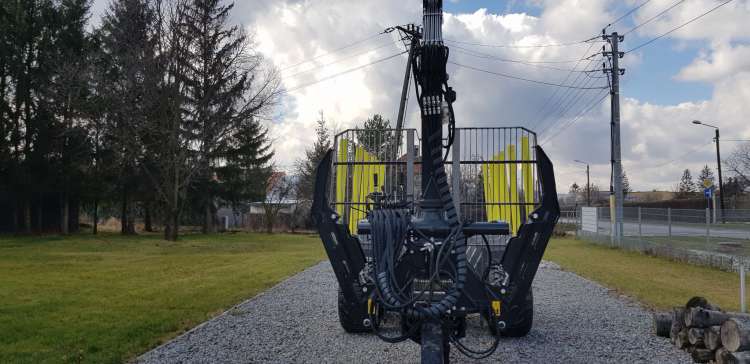 0d90f8f3bc21c4714480d529e18b31fd