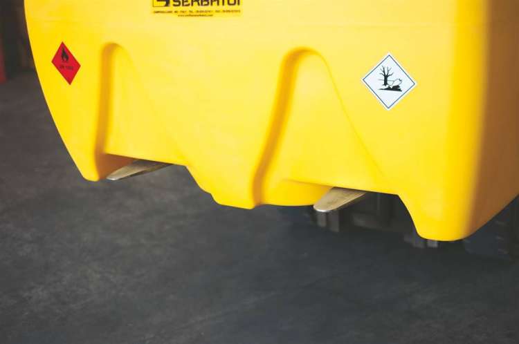 zbiornik-carrytank-900l+100l-on-adblue.jpg